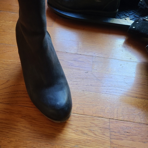 Leather bootie - Picture 4 of 6